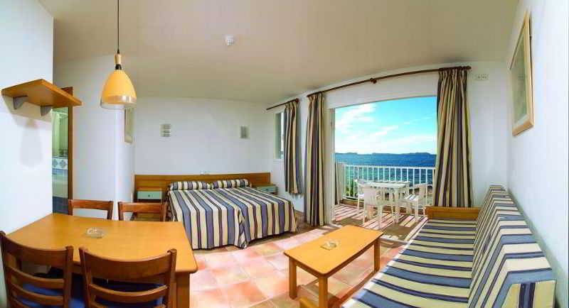 Aparthotel Wi-Ki-Woo (Adults Only) à Sant Antoni de Portmany Extérieur photo