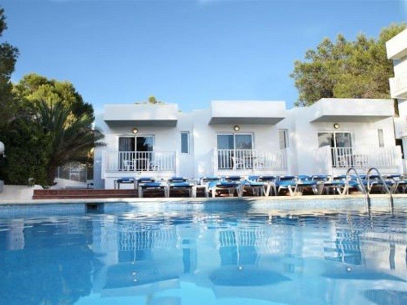 Aparthotel Wi-Ki-Woo (Adults Only) à Sant Antoni de Portmany Extérieur photo