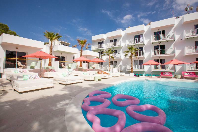 Aparthotel Wi-Ki-Woo (Adults Only) à Sant Antoni de Portmany Extérieur photo